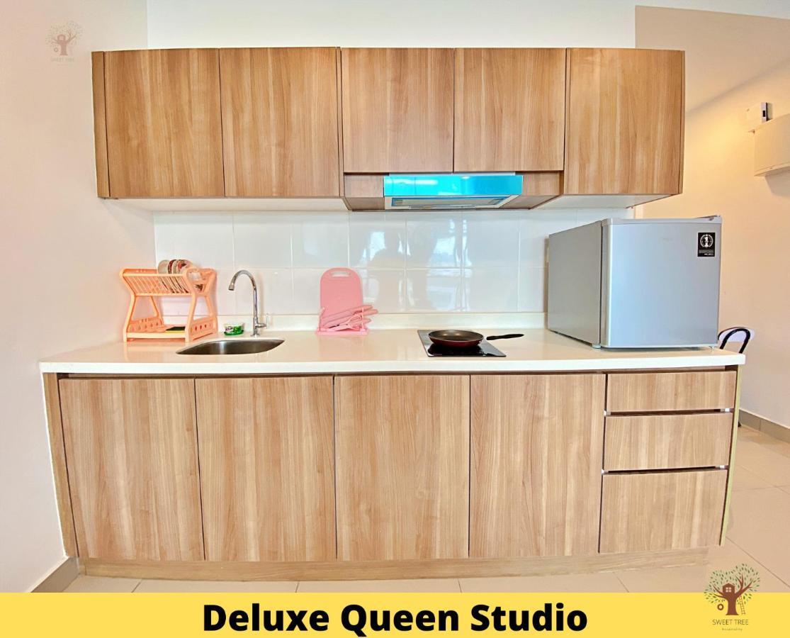 Sweet Tree Homestay Петалинг Джая Екстериор снимка